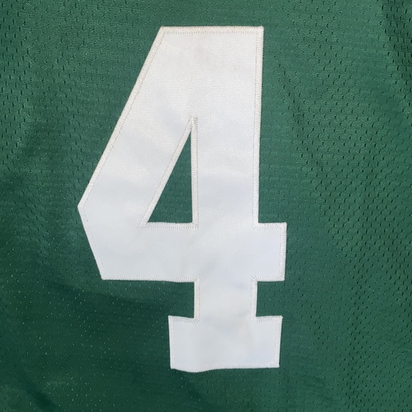 Legendary Brett Favre Green Bay Jersey - Picture 3 of 8